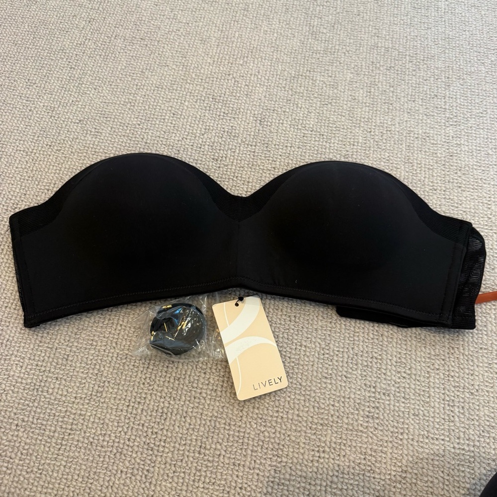 Lively Black Strapless Bandeau Bra